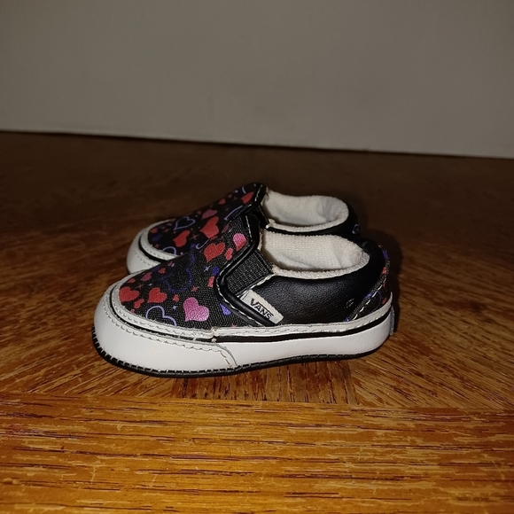 INFANT/TODDLER VANS Classic Slip-On (Glitter Hearts) Black/Hot Pink. Gently used - Picture 2 of 9